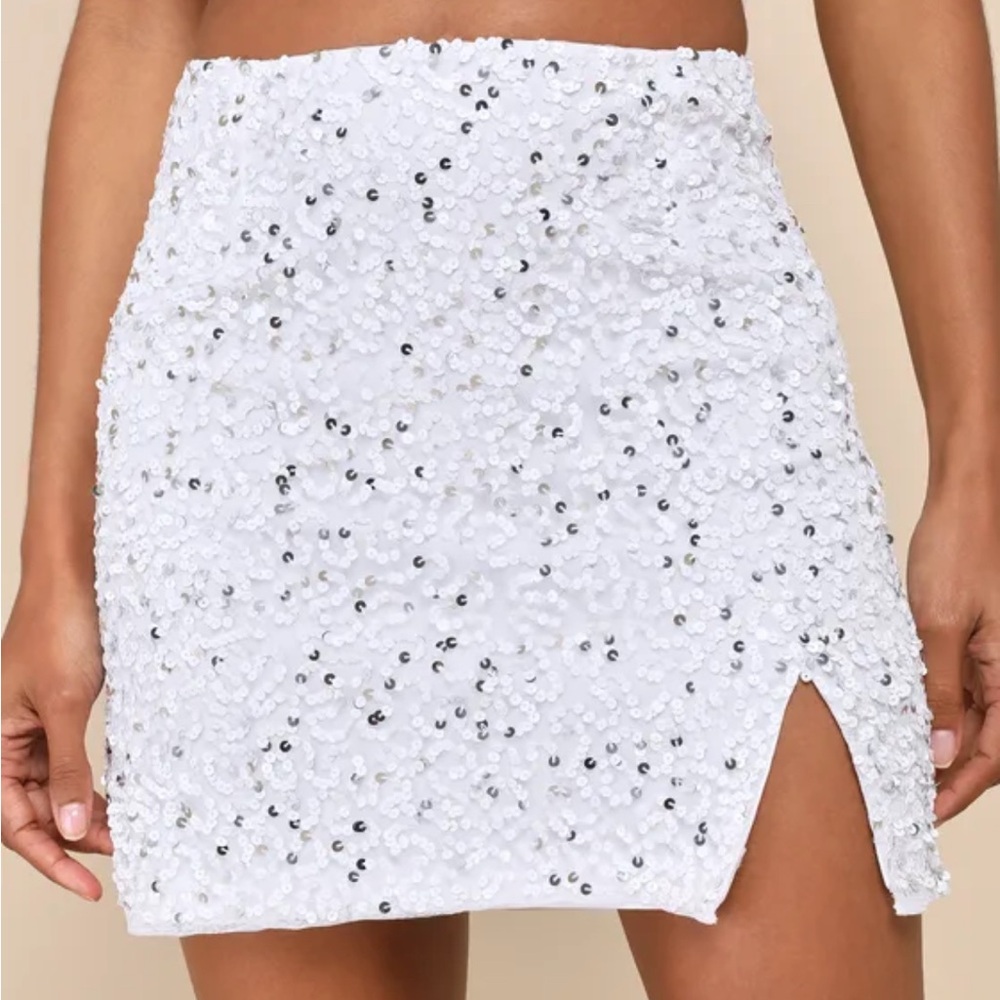 Lulu's Glam of the Moment White Beaded Sequin Mini Skirt XS